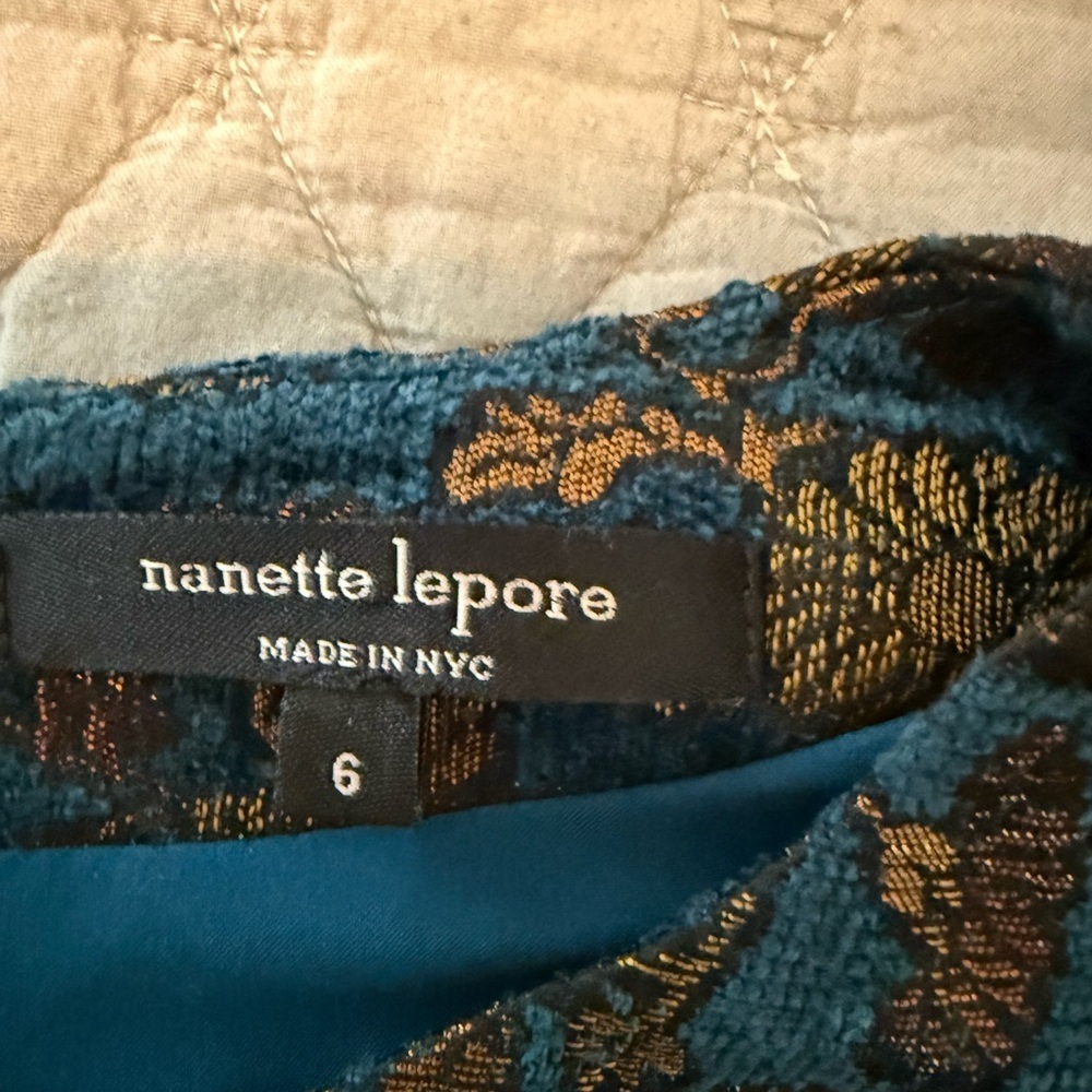 Nanette Lepore Dress Size 6 - Picture 4 of 10
